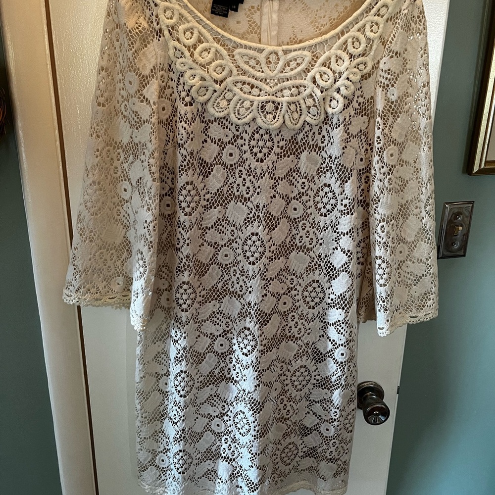Peck & Peck Cream Lace Long Sleeve Dress